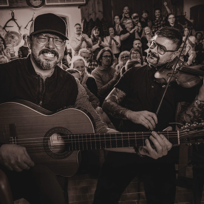 Django 3000 - UNPLUGGED